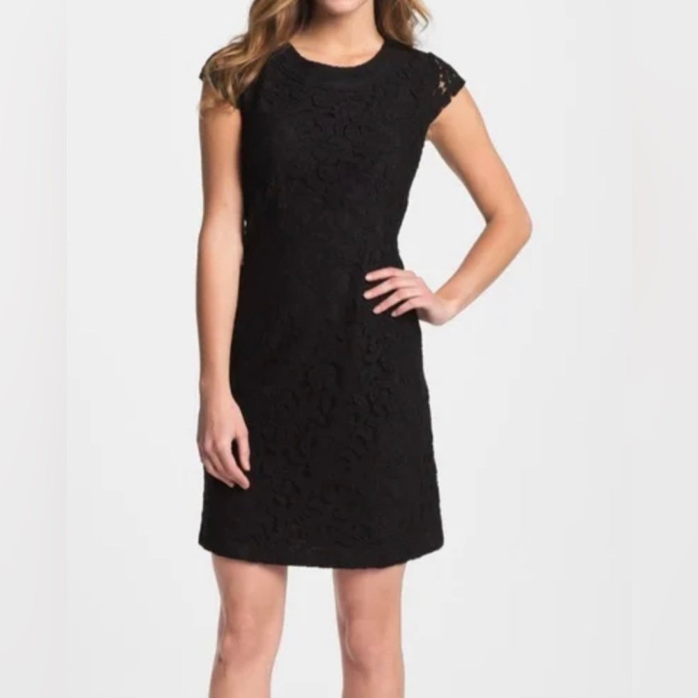 WOMEN'S BLACK LACE DRESS